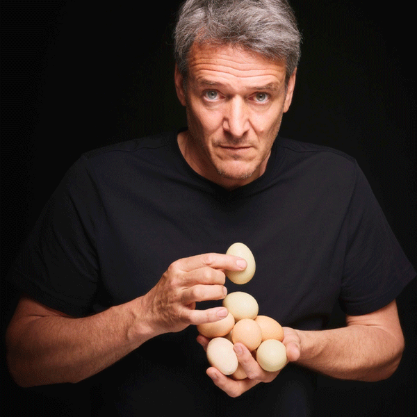 Christof-Spoerk-EIERTANZ-Pressefoto-2-773x1030_web.png